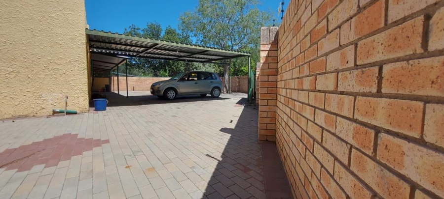  Bedroom Property for Sale in Herlear Northern Cape